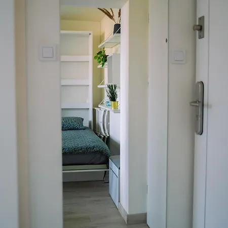 Pomorska Studio ~ Check In 24/7 * Wroclaw